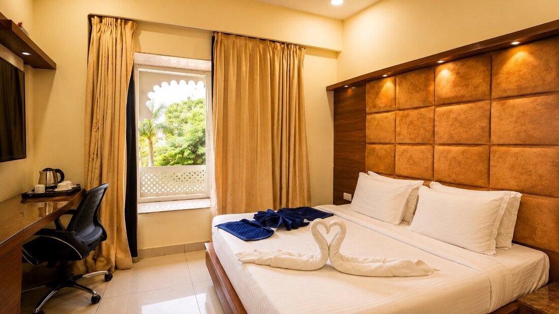 Superior Deluxe Room with a mountain-facing window